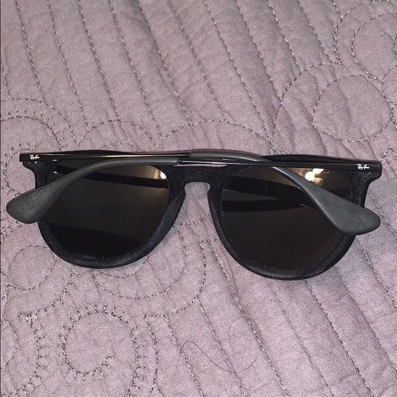 Black Velvet Ray Bans-Erika classic. - Picture 5 of 8